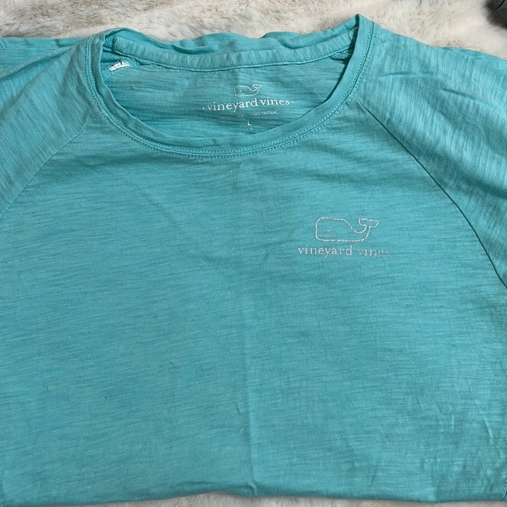 girls vineyard vines tshirt